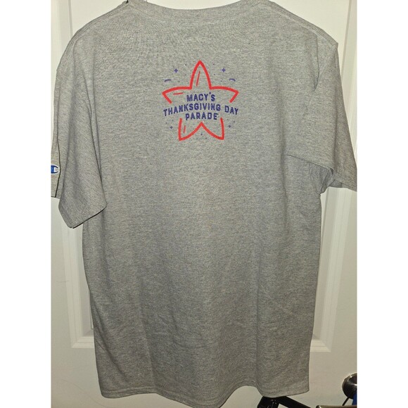 Macy's Thanksgiving Day Parade T-Shirt. Medium. NWT - Picture 4 of 5